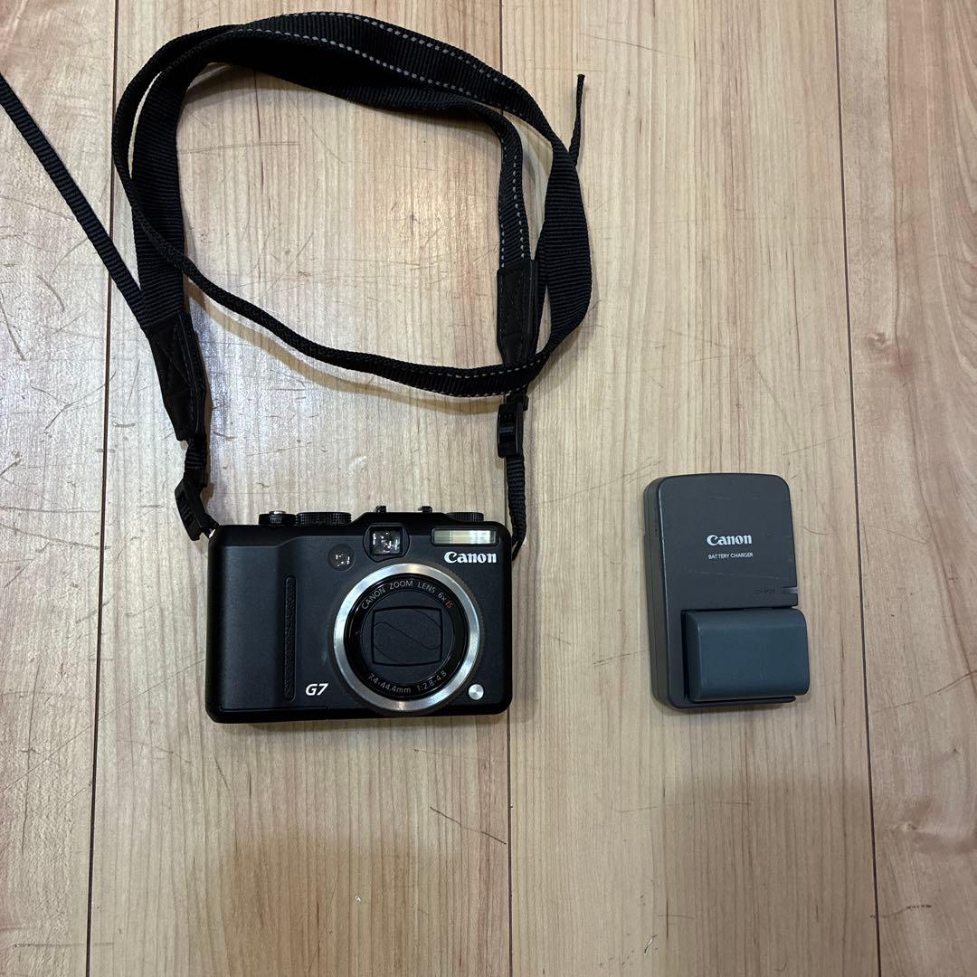 Canon Powershot G7(本体＋バッテリー×2＋充電器＋ストラップ）