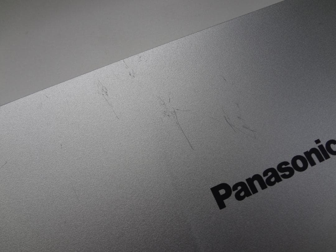 Panasonic Let's note CF-RZ6 10インチ　傷、ヒビあり