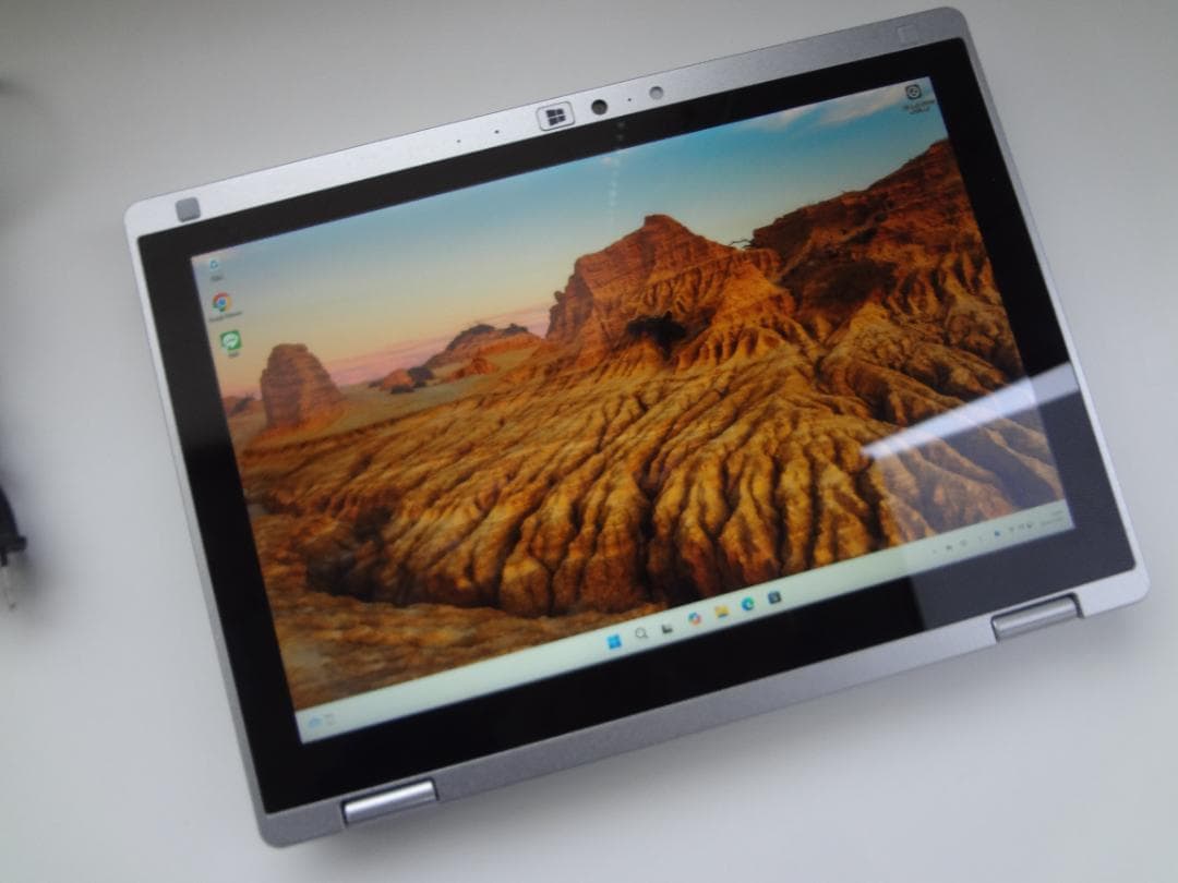 Panasonic Let's note CF-RZ6 10インチ　傷、ヒビあり