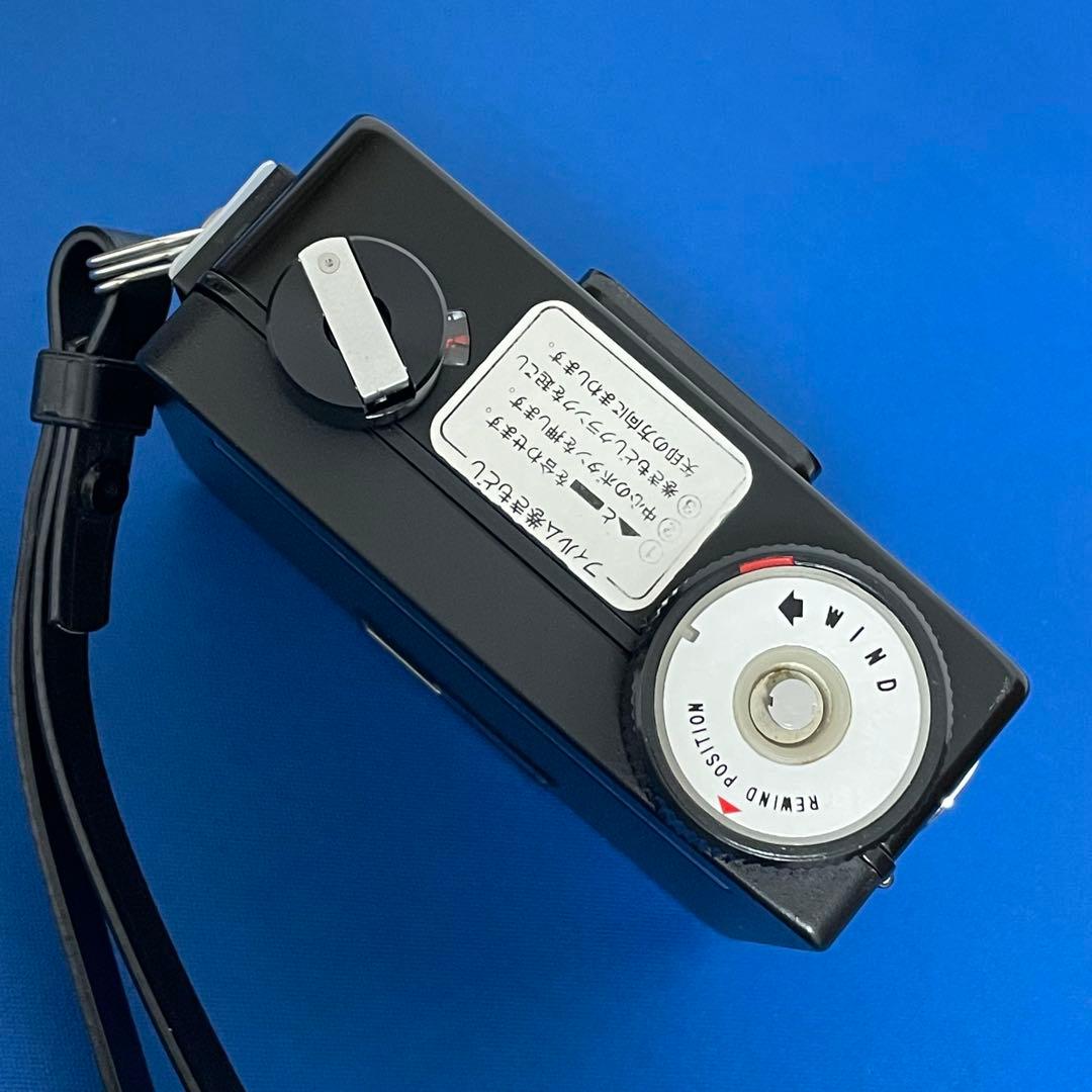 ☆最上美品！☆リコーオートハーフSE2ブラック☆未開封36枚撮りフィルム付き！☆