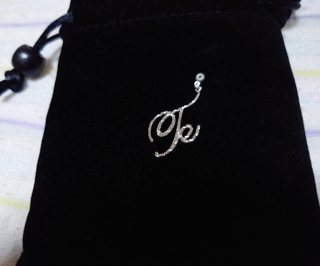 クアラントット 'Te e Me' 片耳用ピアスキャッチ