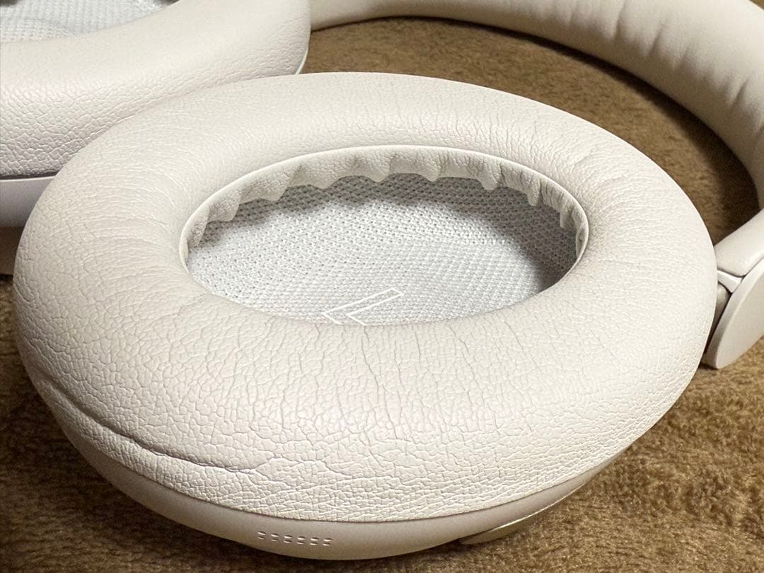 美品 BOSE QuietComfort Ultra ワイヤレスヘッドホン