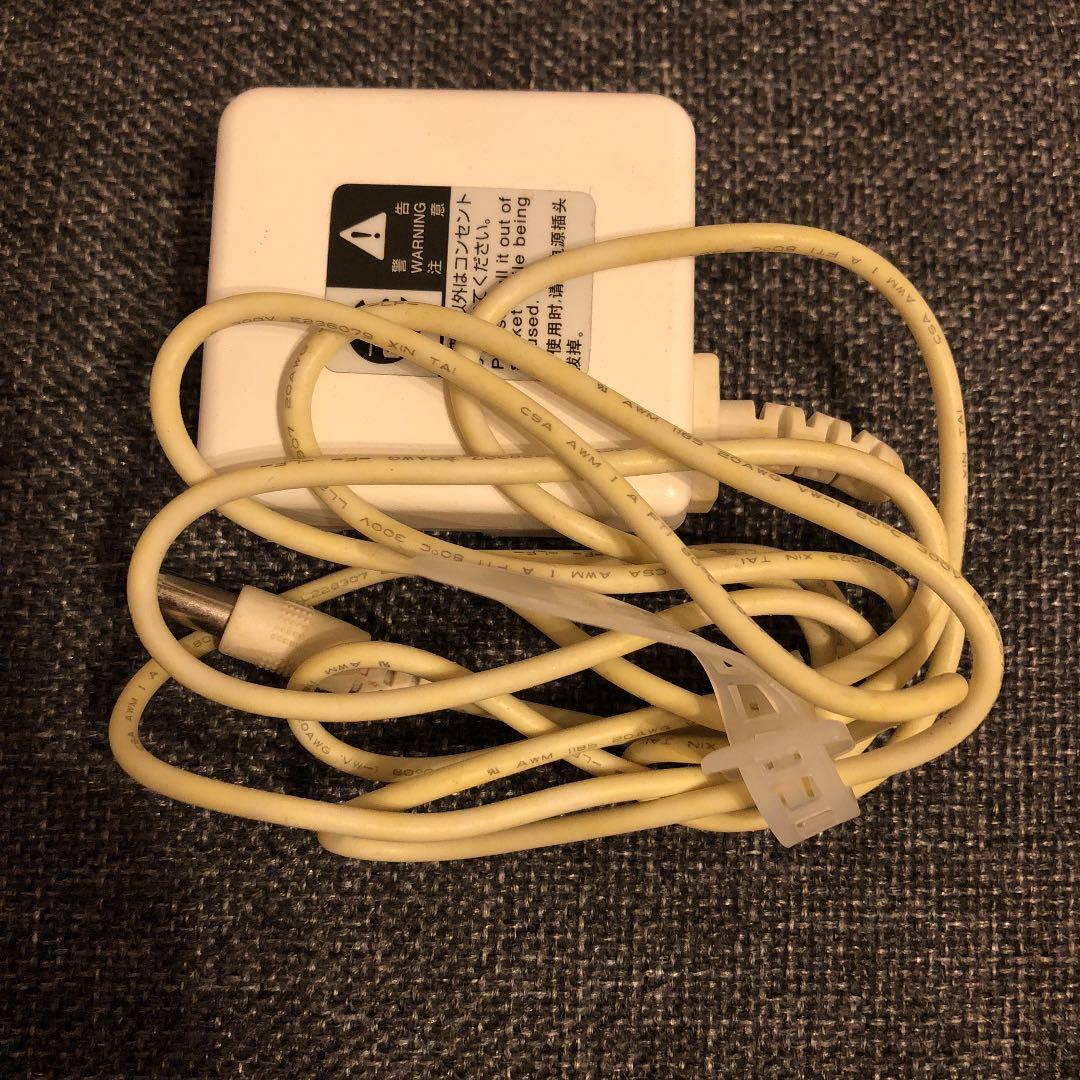 送料無料✩.*˚モイスティーヌ  美顔器