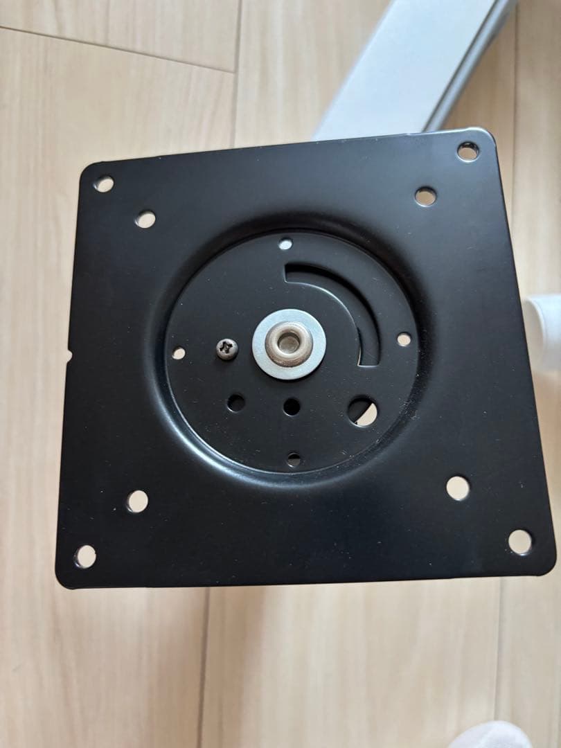 エルゴトロン　モニターアーム　ホワイト