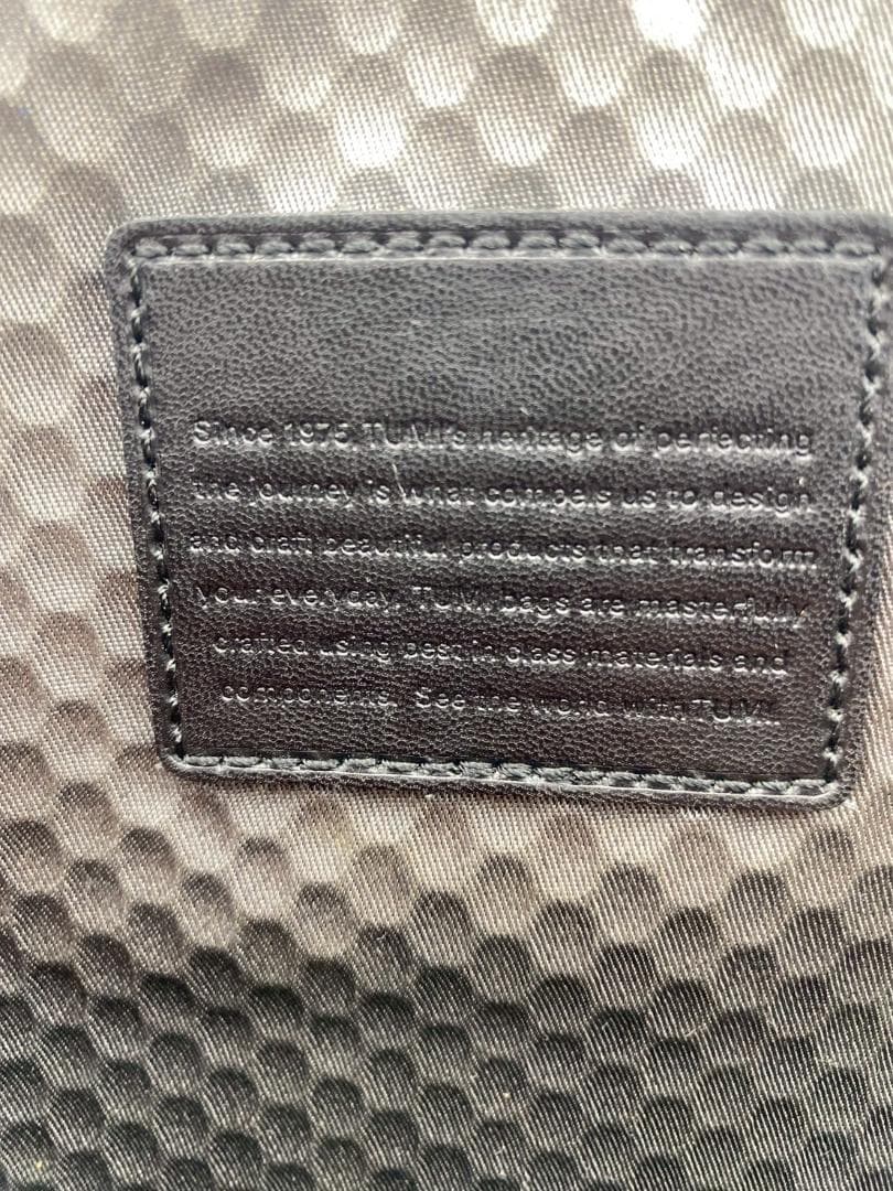 TUMI サラトガ 222393 迷彩ボディバッグ ネイビー ワンショルダー 黒