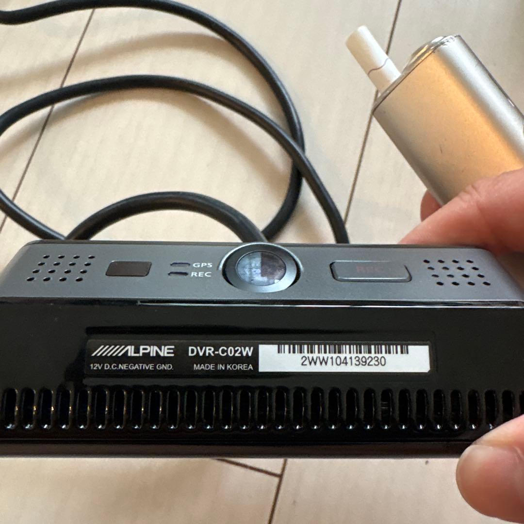 ALPINE DVR-C02W ドライブレコーダー　アルパイン　ハイエース4型後