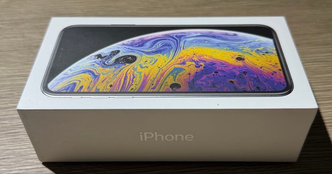 iPhone Xs 64GB 75% シルバー SIMフリー