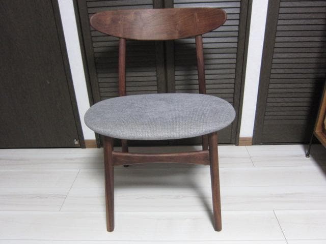 NOCE/ノーチェ ウォールナット天然木チェア MK11A ライトグレー　②