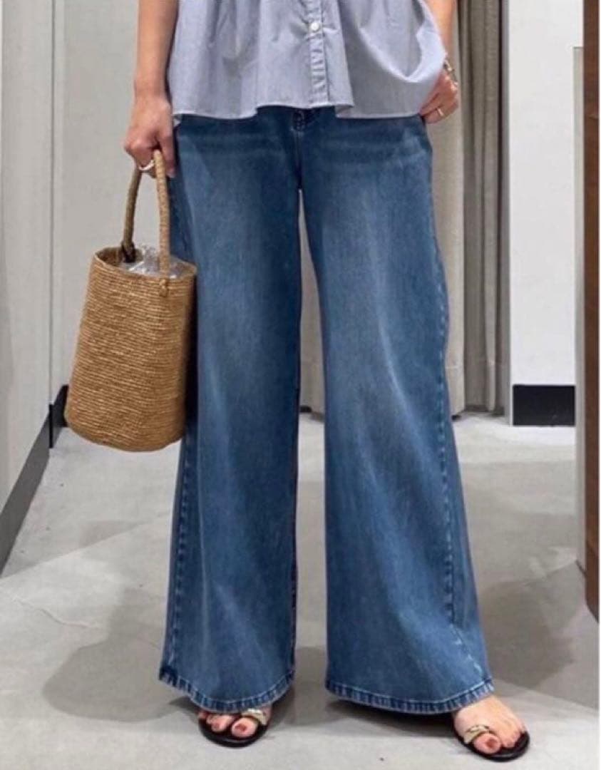 ほぼ新品♪ドロストワイドカットデニム ♪『VERY』YouTube紹介アイテム