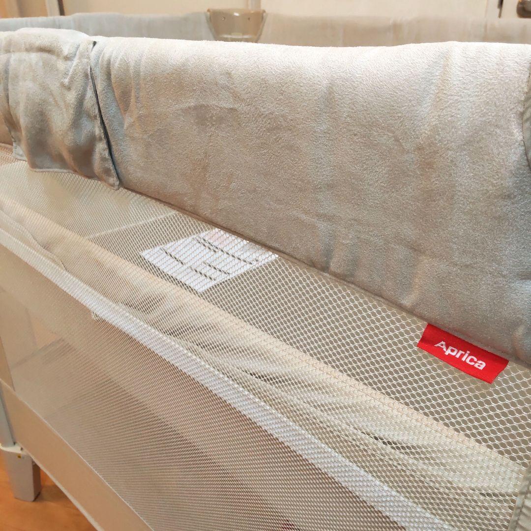 (美品 )ココネルエアー　プラスAB ホワイトベージュ Aprica アップリカ