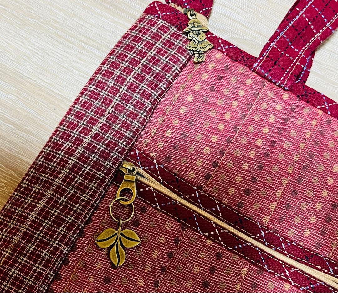 ★新作大★スーちゃん＆ビリーくん★ハンドメイド　トートバッグ　パッチワーク