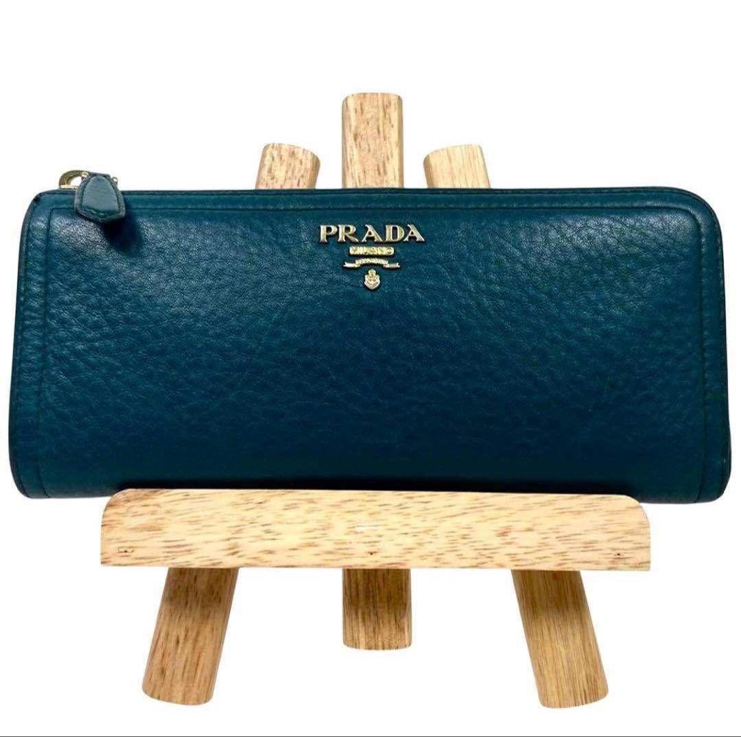 プラダ　長財布　Ｌ字ファスナー　ゴールドロゴ　本革　希少カラー　超美品