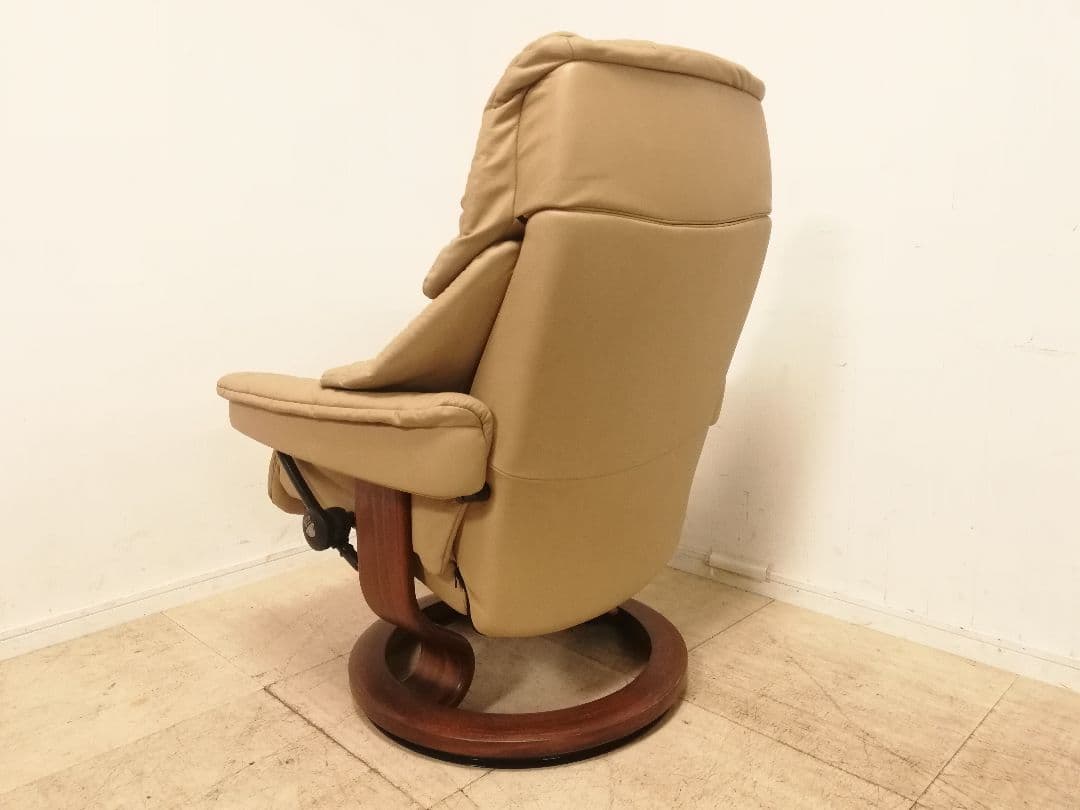 モデルルーム展示品 EKORNES ストレスレスチェア レノ（S） オットマン付