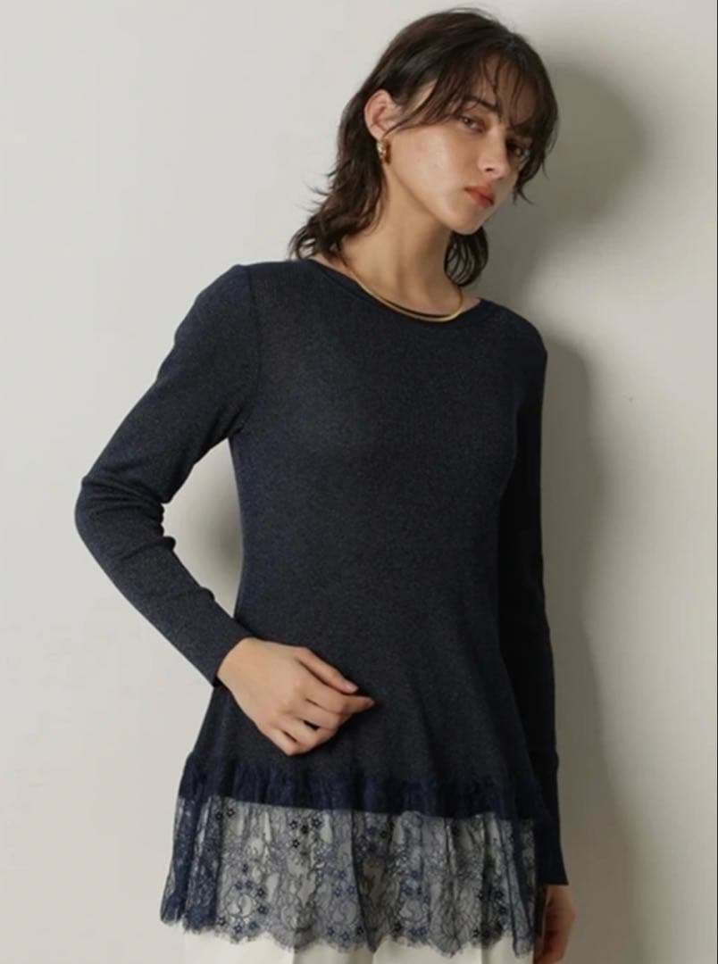 タイムセール　新品　未使用　CADUNE 裾レースハイゲージニット　ネイビー