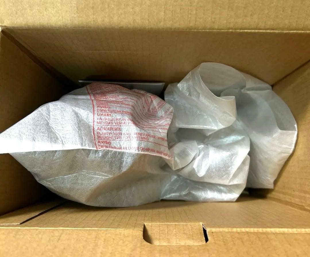 【新品未使用】Dyson ダイソン　掃除機　V10 SV1 本体のみ　純正