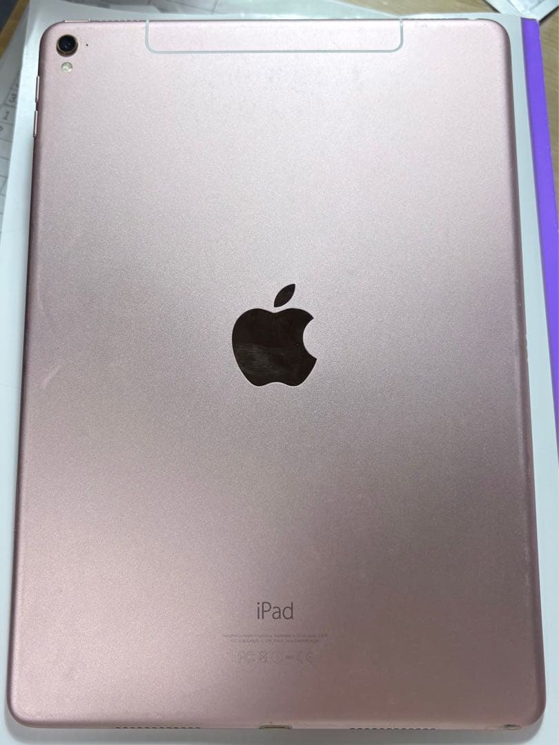 iPad本体 Apple iPad Pro 9.7 32GB MLYJ2J/A