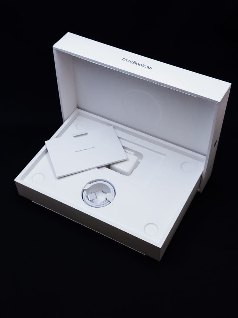 MacBook Air 13インチ（M4チップ）US配列モデル　スカイブルー