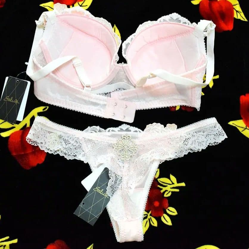 新品・タグ☆ワコール☆サルート☆７３Ｇ・ベルサイユのばら☆ＰＩ☆Ｄ７０＆ソングＭ