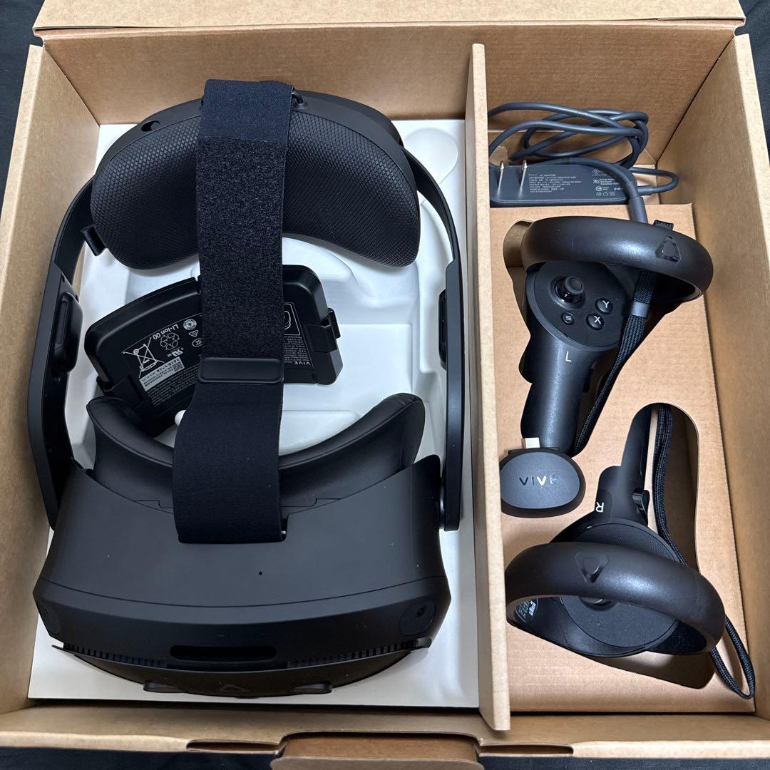 その他 Vive Focus Vision + Facial Tracker