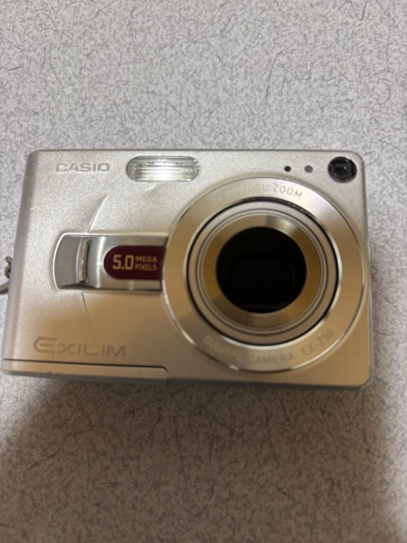 CASIO EX-Z70 コンパクトデジタルカメラ 2台セット