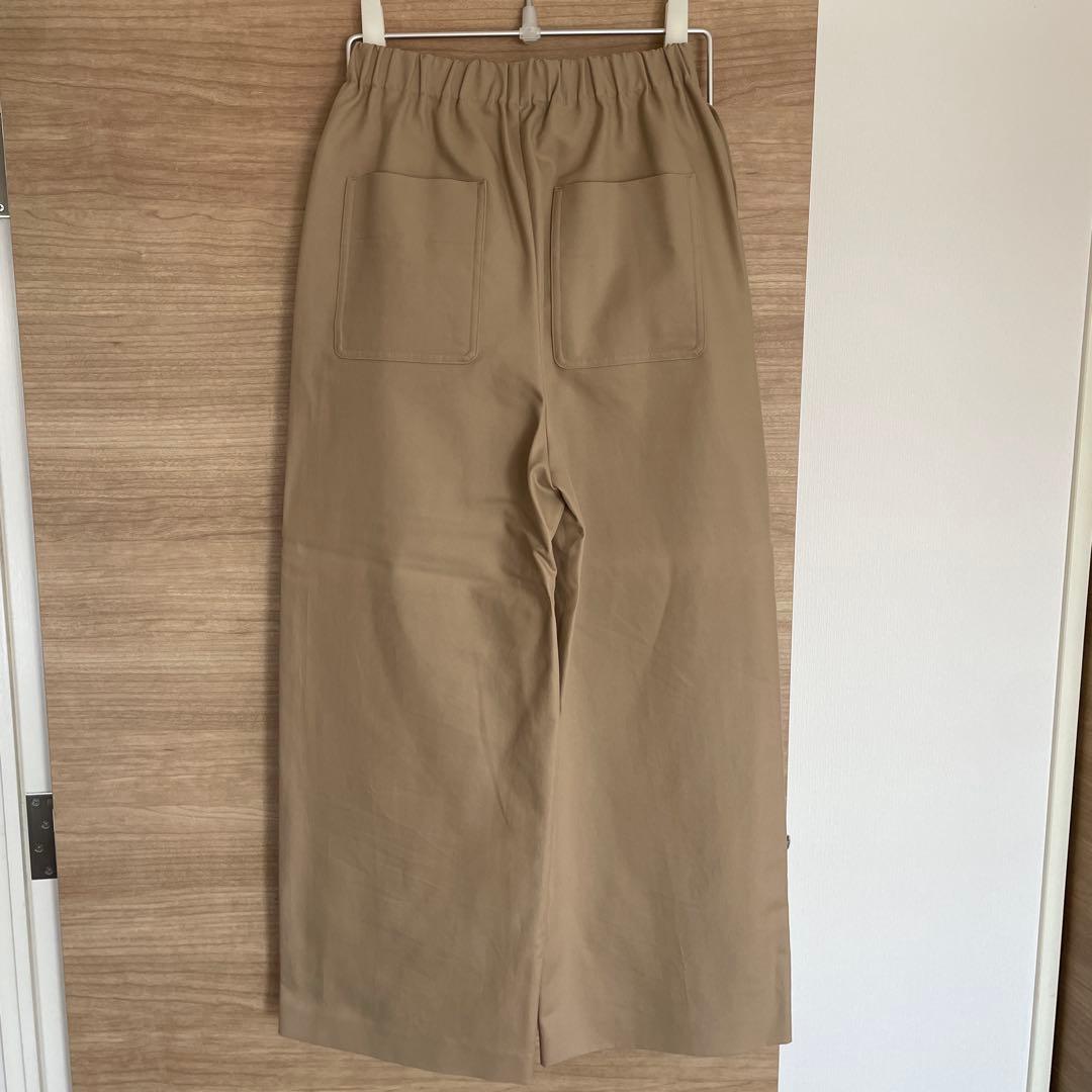 美品　エンフォルド　ベージュ チノパン