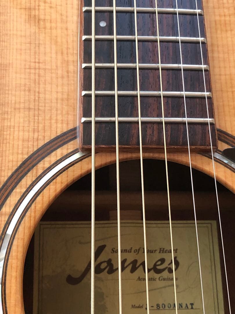 嘉彦です♪James J800ANAT アコースティックギター