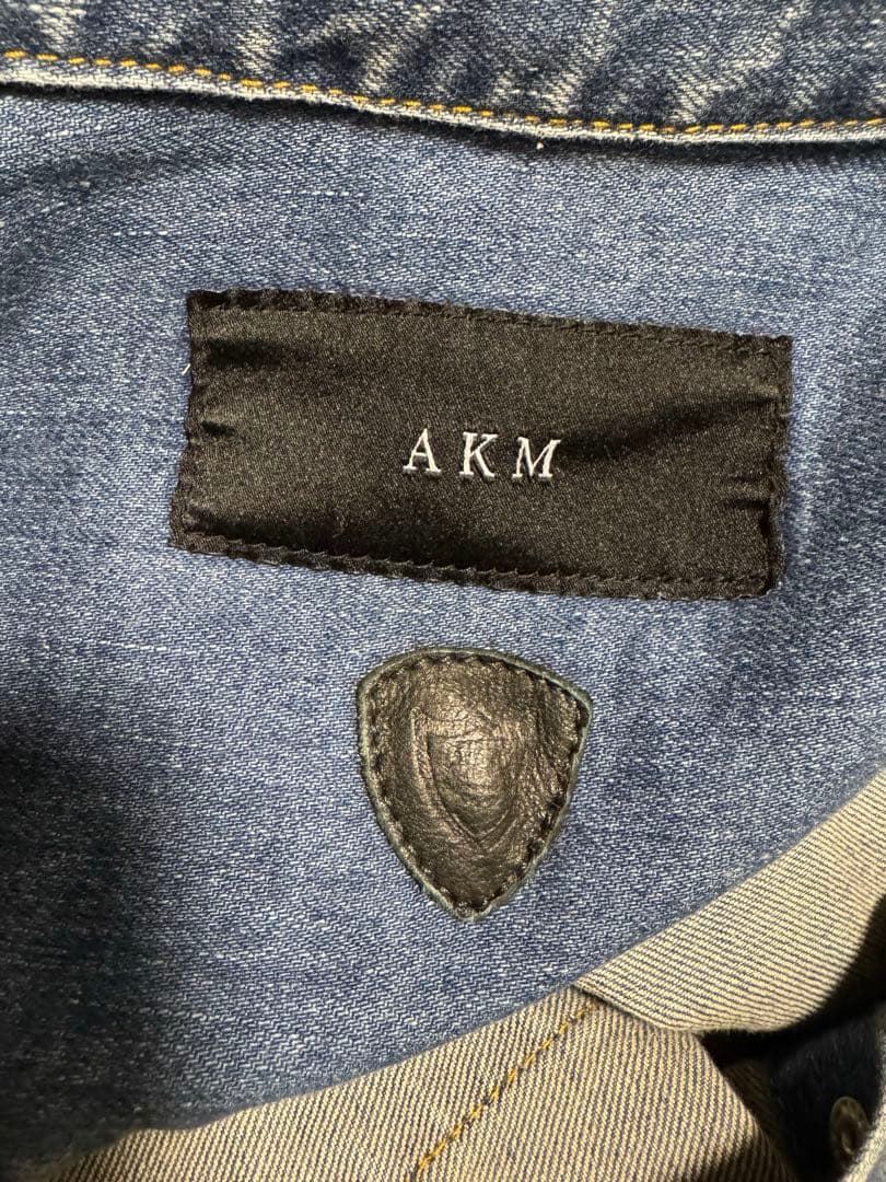 AKM × HTC フラワースタッズ デニムシャツ