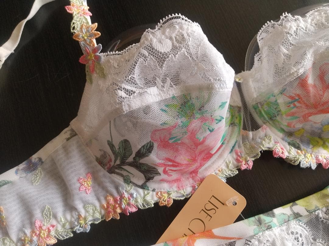 ＊訳あり＊《リズシャルメル》Folie d'Iris　FR85D&1