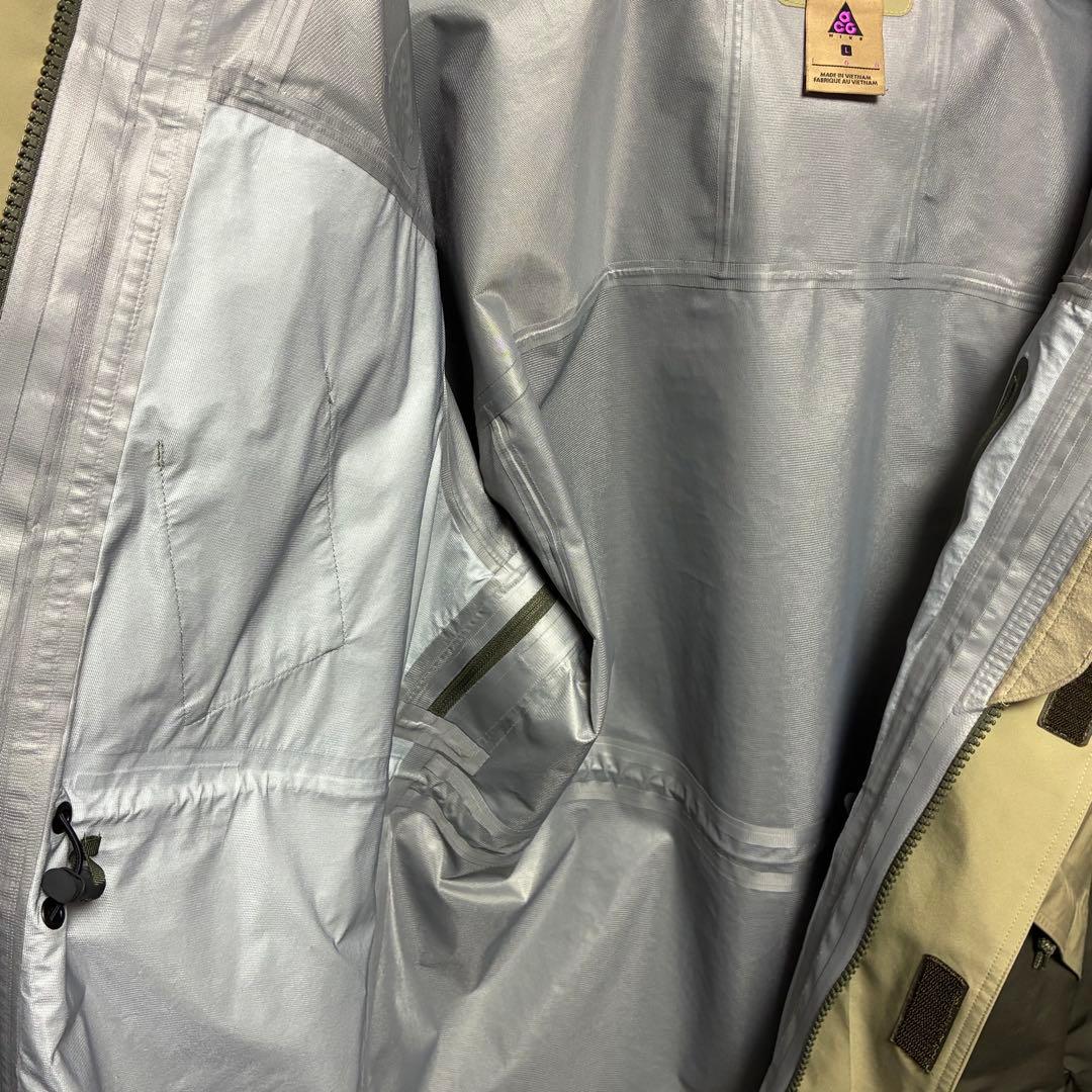 ア*6様 NIKE ACG GORE-TEX ジャケット ベージュ カーキ