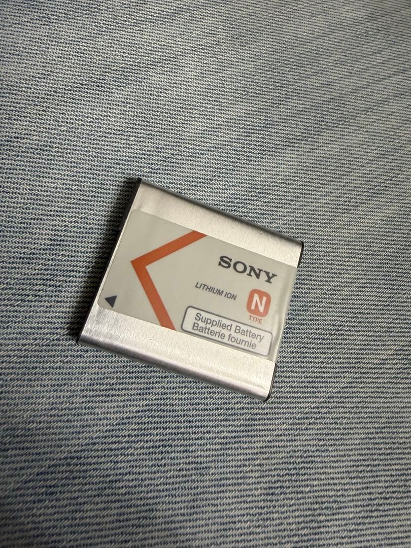 ハナ　SONY ソニー Cyber-shot DSC-WX220 デジカメ