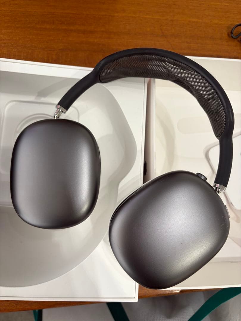 Apple air pods max 第一世代　ブラック　本体