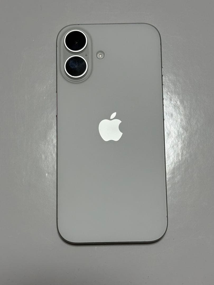 Apple iPhone 16無印ホワイト本体