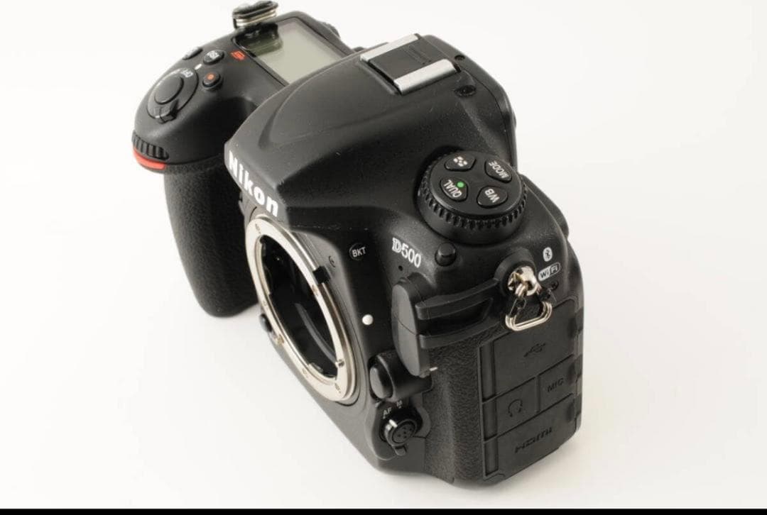 Nikon D500 デジタル一眼レフカメラ　ボディ