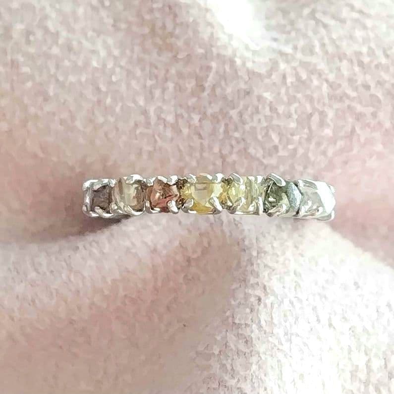 12号 pt900 ダイヤモンド 原石 グラデーション ハーフエタニティ 鑑別書