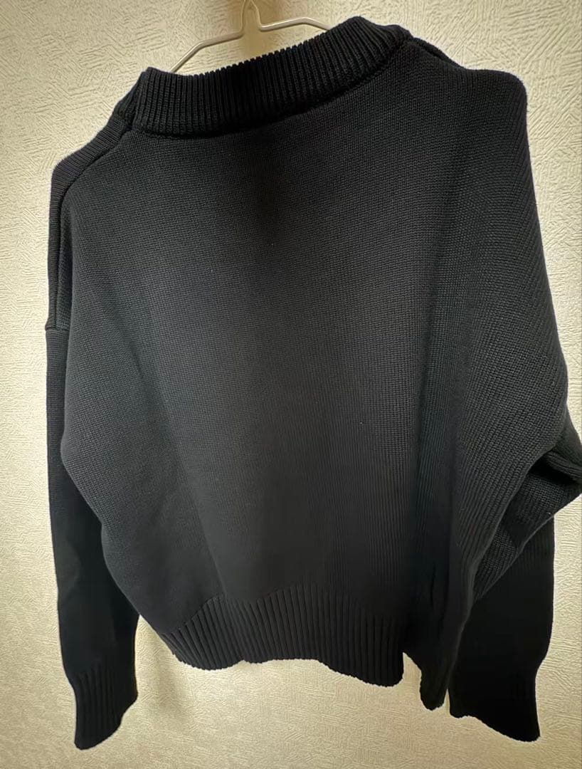 C*i様 アミBIGハートロゴフェルト メリノウールセーター ブラックレッドSサ