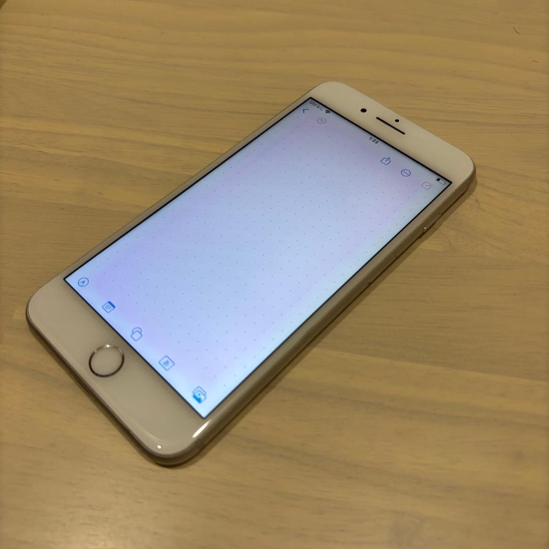 Apple iPhone 8 Plus シルバー 本体　スマホ　箱　256