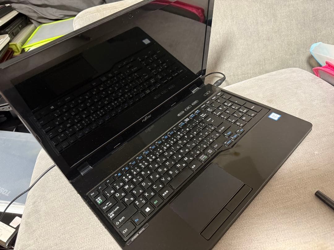 極美品！富士通ノートパソコン　c6