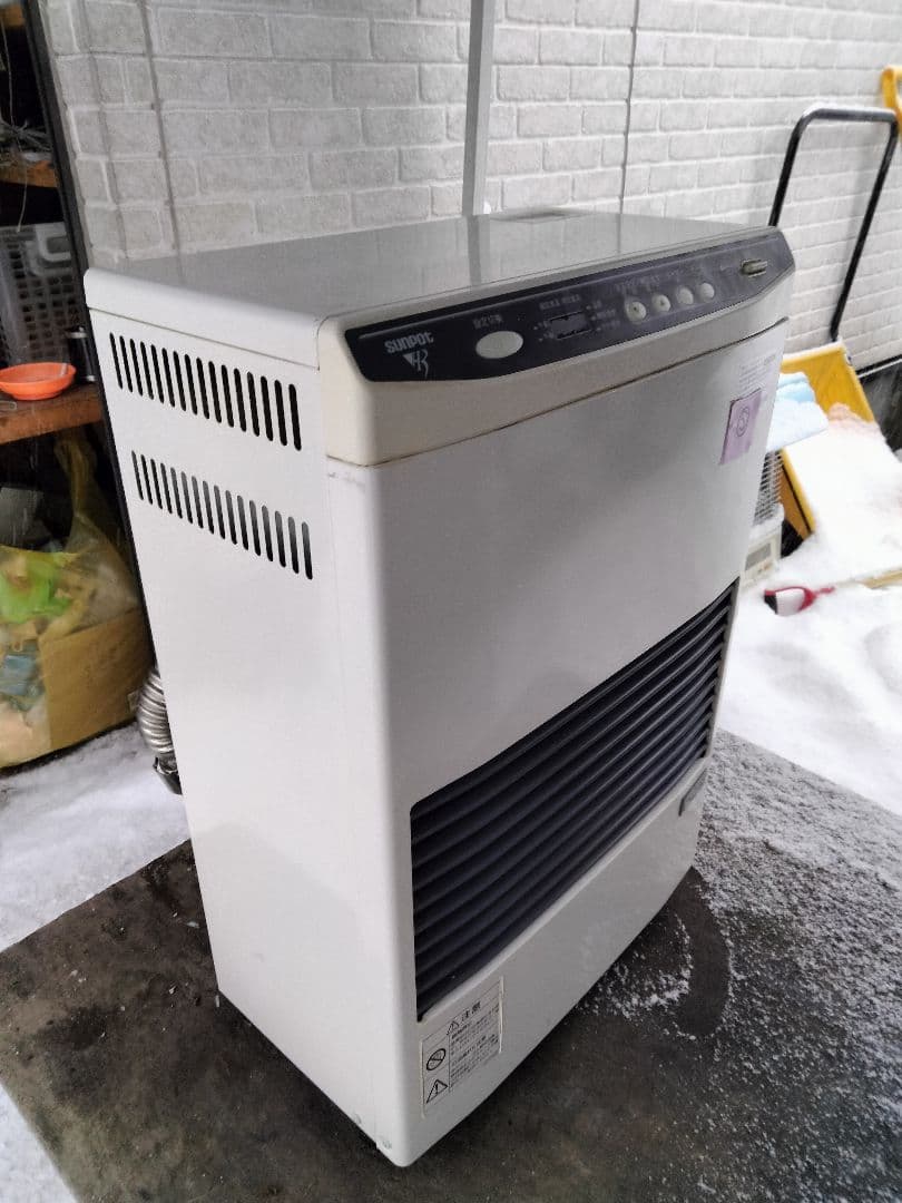 札幌発サンポットFF温風石油ストーブ！品番「FF‐513TF」2014年式中古品