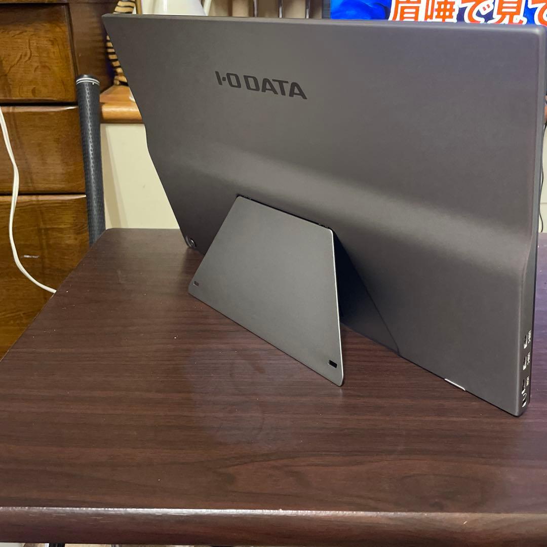 モバイルディスプレイ　15.6型　i-o DATA LCD-CF161XDB-M