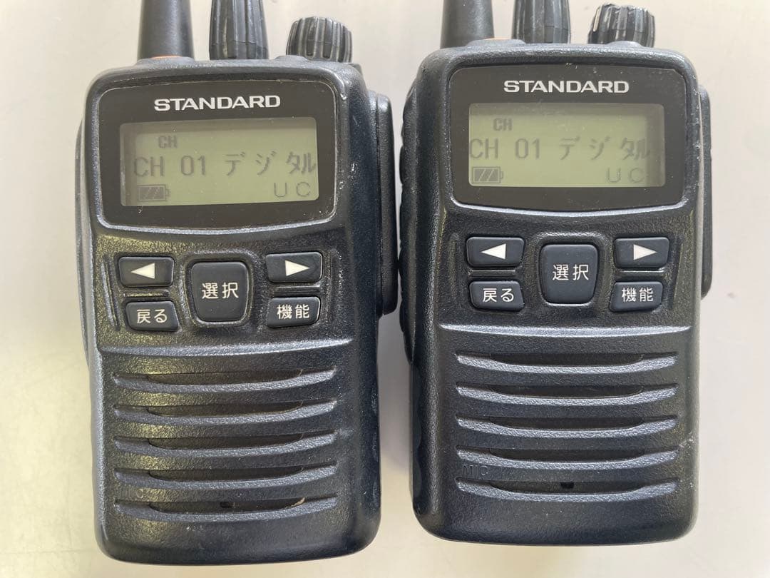 k*i様 スタンダード製デジタル簡易無線機　免許局VXD450U 2台セット