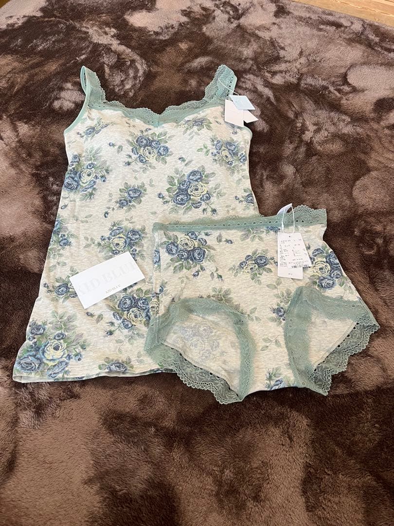 新品タグ付き★KID BLUE★ブラ&ショーツセットL