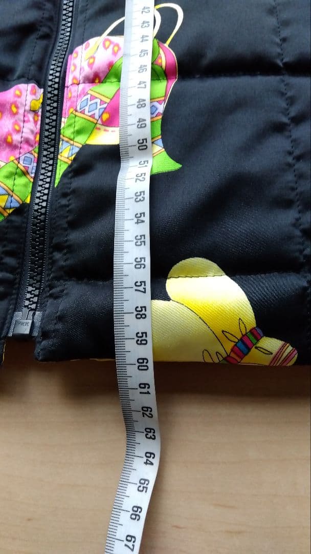 レオナールスポーツ　リバーシブル　中綿ベスト　美品