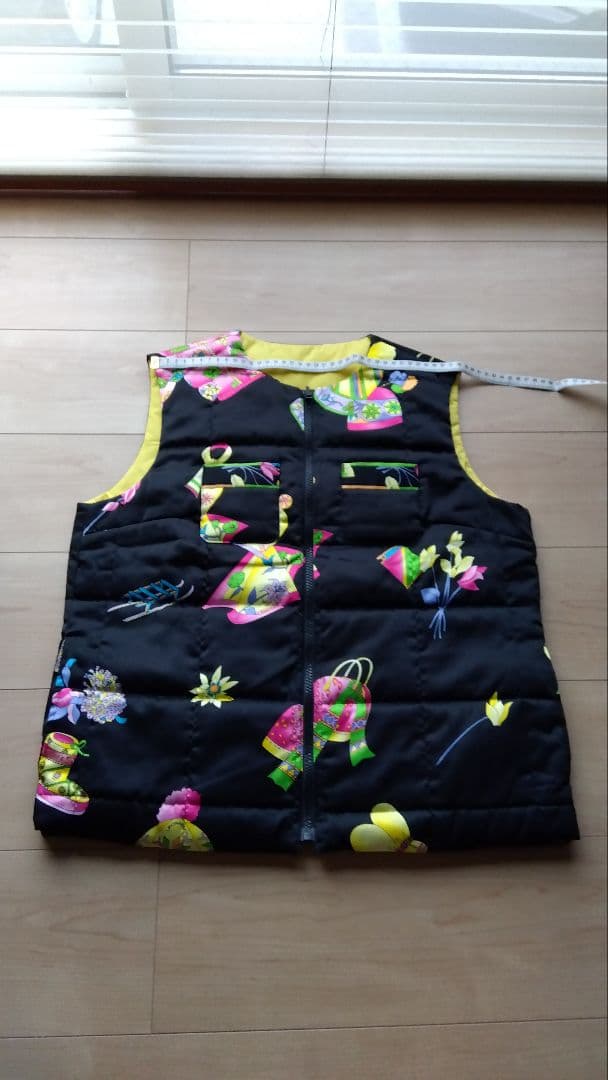 レオナールスポーツ　リバーシブル　中綿ベスト　美品