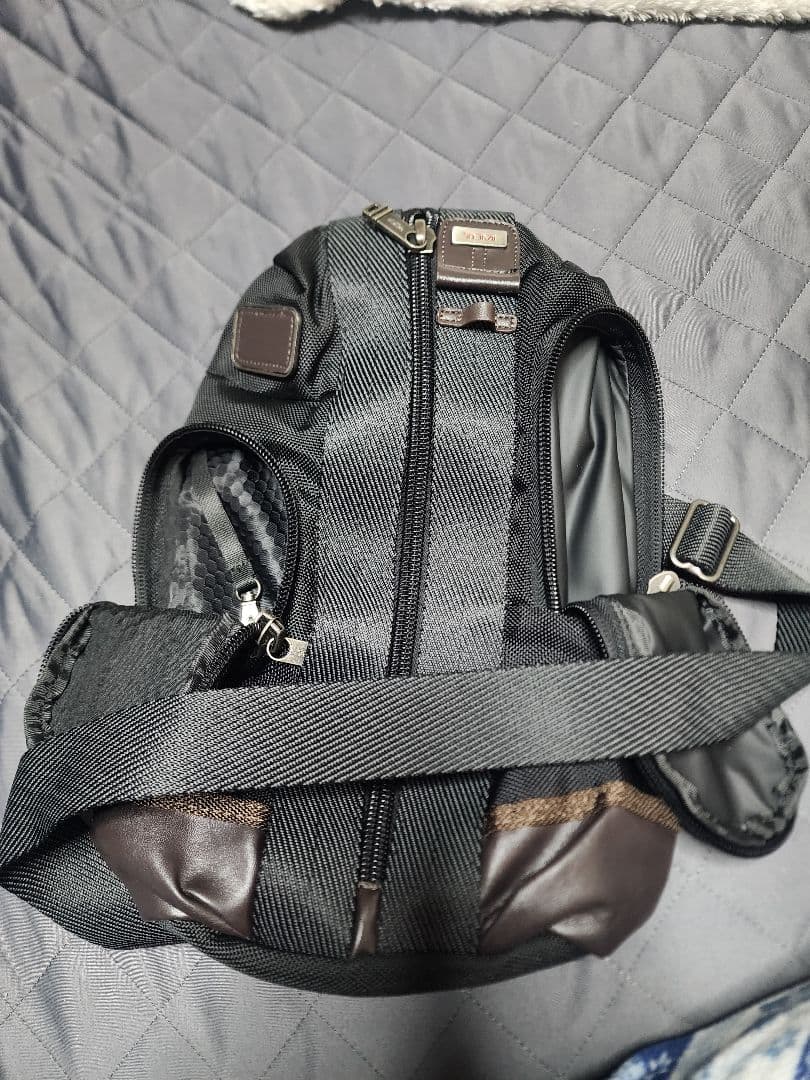 値引き　未使用　ボディバッグ ブラック