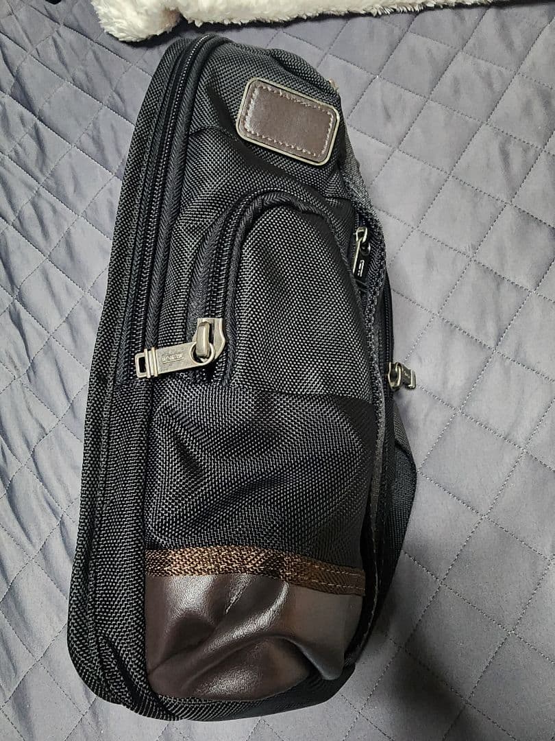 値引き　未使用　ボディバッグ ブラック