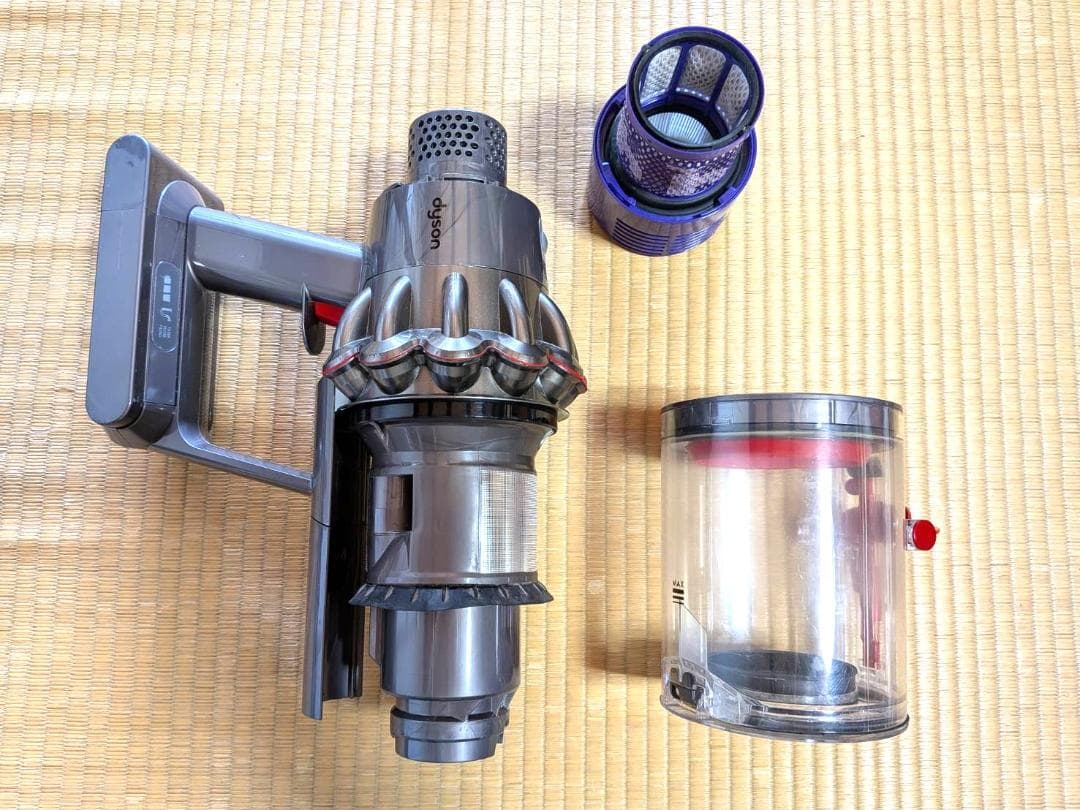 ダイソンV10 Fluffy SV12 フロアドック付　動作良好