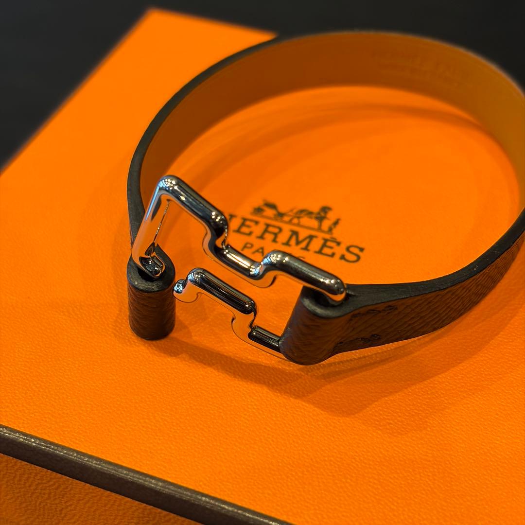 真*広様 【未使用品！】エルメス/レザーブレスレットヴォー・エプソントゥナイト/