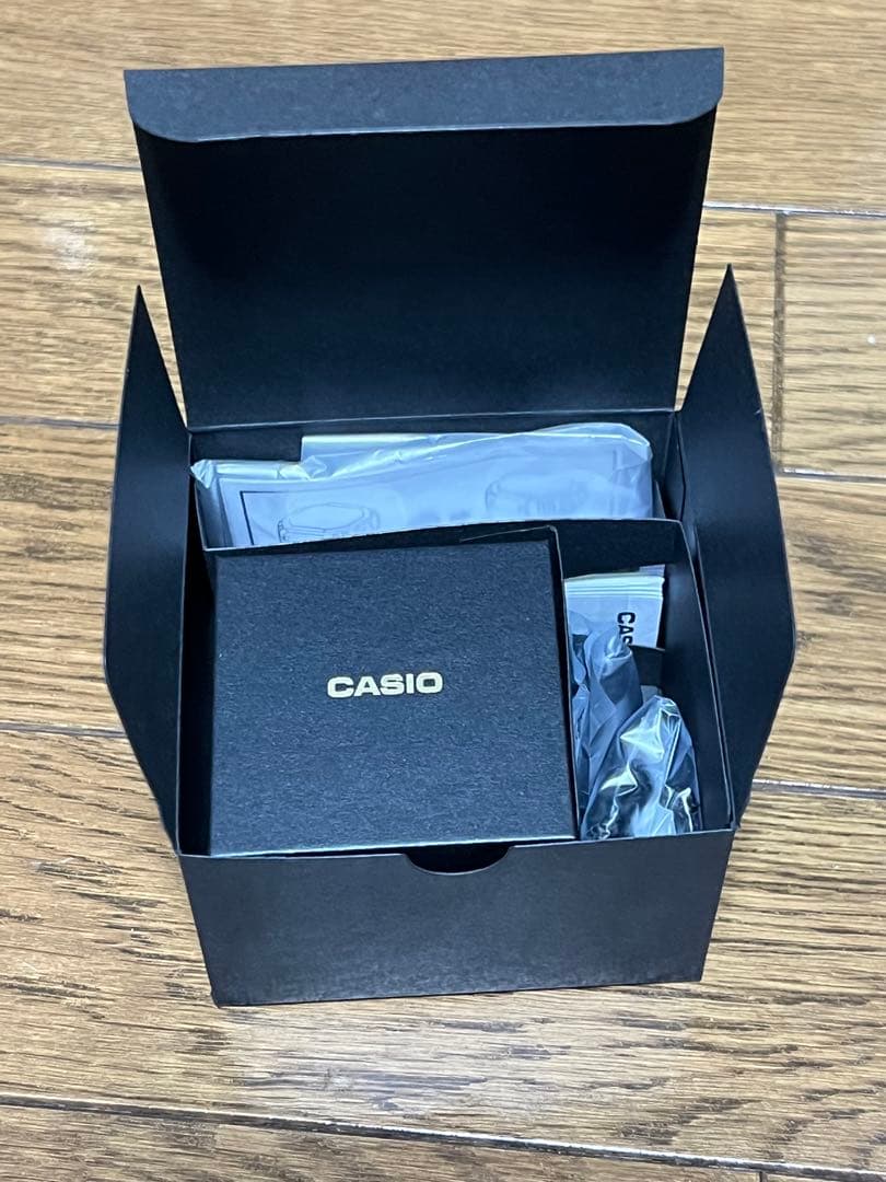 CASIO CRW-001-1JR カシオ リングウォッチ シルバー