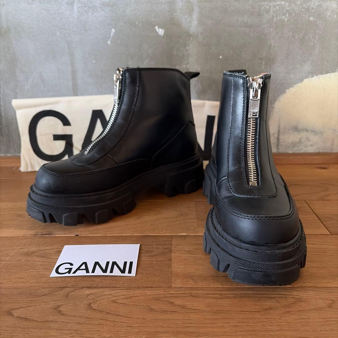 GANNI ガニー ｜チャンキーソールフロントジップアンクルブーツ