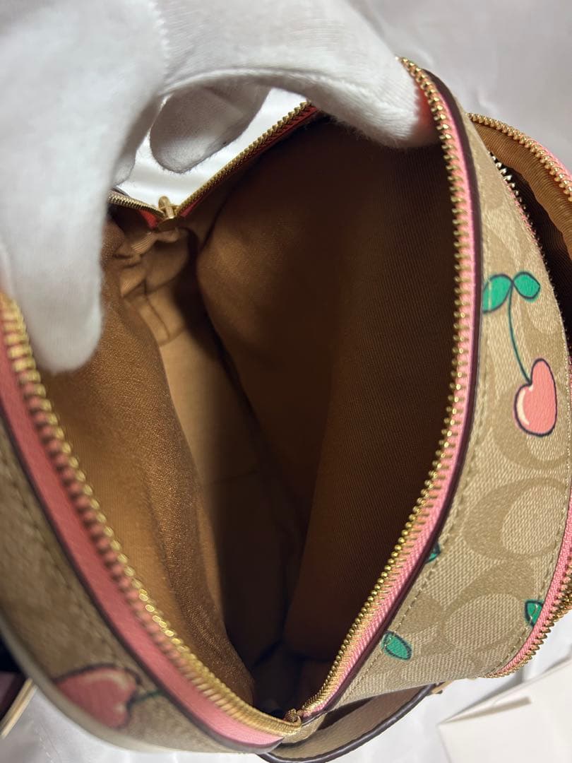COACH チェリー柄 リュック